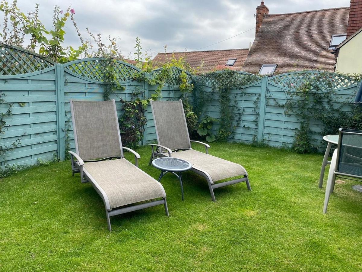 Pheasant Suites Colchester Esterno foto